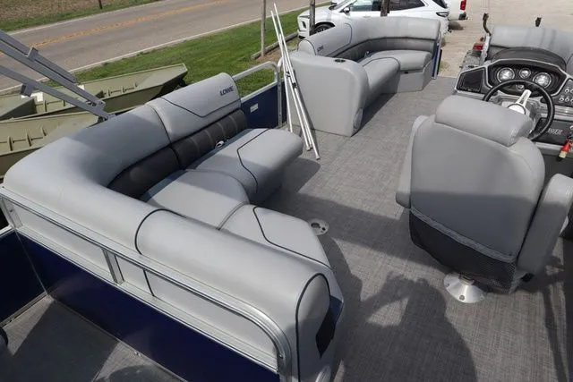 Slide: The Image of Lowe SF 232 2019 - 17