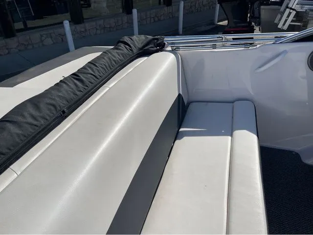 Slide: The Image of Four Winns 190 Freedom 2016 - 8