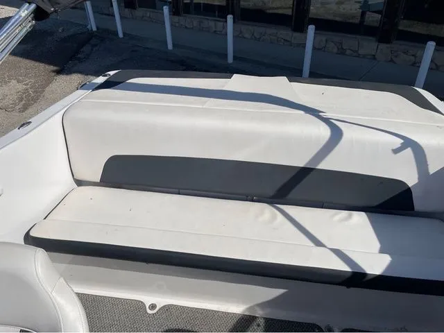 Slide: The Image of Four Winns 190 Freedom 2016 - 9