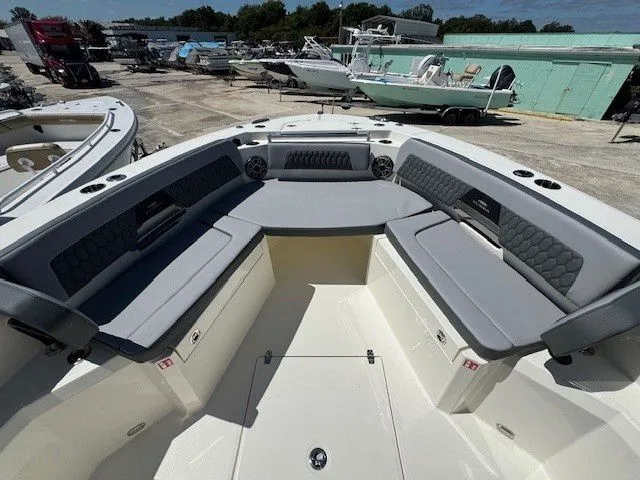 Slide: The Image of Cobia 265 Open Center Console 2026 - 29
