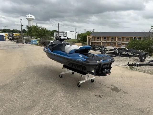 Slide: The Image of Sea-Doo GTX 170 IBR 2020 - 6