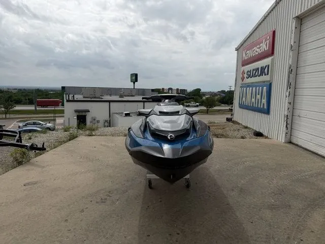 Slide: The Image of Sea-Doo GTX 170 IBR 2020 - 7