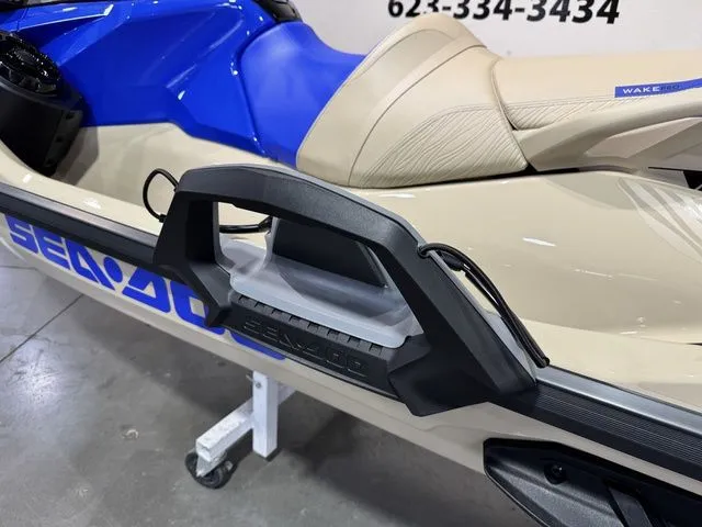 Slide: The Image of Sea-Doo Wake 2026 - 17