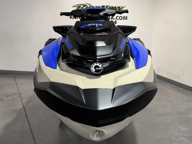 Slide: The Image of Sea-Doo Wake 2026 - 7