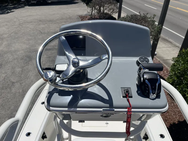 Slide: The Image of Pathfinder 2700 Open 2026 - 31