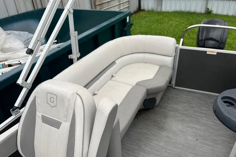 Slide: The Image of Interior of 2022 Godfrey Sweetwater 2286 SBX pontoon boat with white seating. - 13