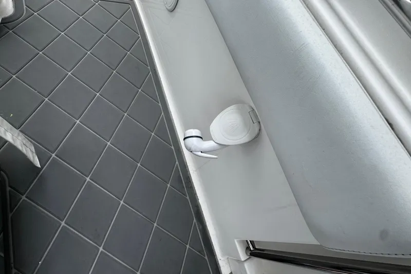 Slide: The Image of Belzona 32 CC 2015, gray flooring and white fixture. - 35