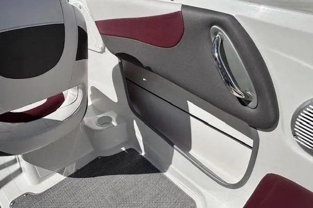 Slide: The Image of Interior of a 2018 Tahoe 500 TF boat, featuring sleek design and comfortable seating. - 27