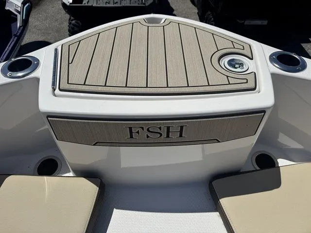 Slide: The Image of Yamaha 255 FSH Sport E 2026 - 15