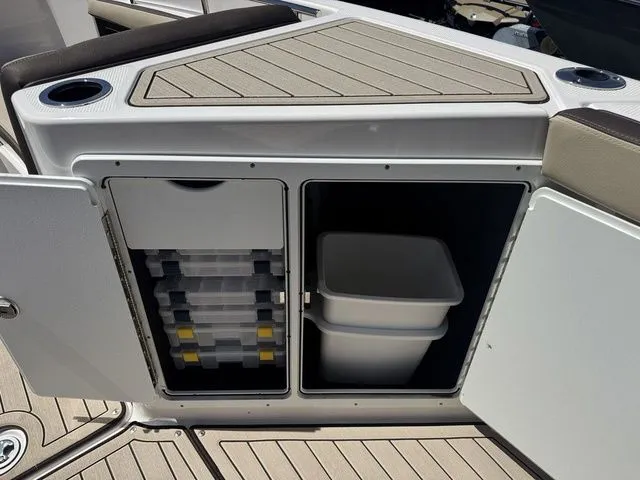 Slide: The Image of Yamaha 255 FSH Sport E 2026 - 25