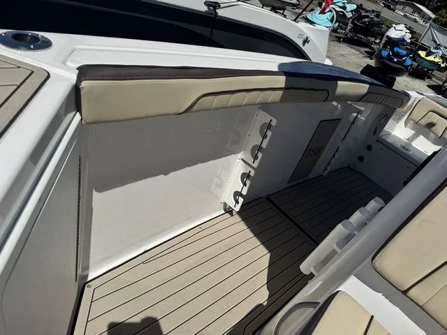 Slide: The Image of Yamaha 255 FSH Sport E 2026 - 27