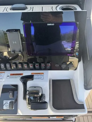 Slide: The Image of Yamaha 255 FSH Sport E 2026 - 9