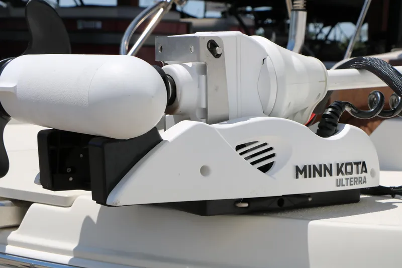 Slide: The Image of Minn Kota Ulterra motor on 2020 Stingray 192 SC boat, close-up view. - 11