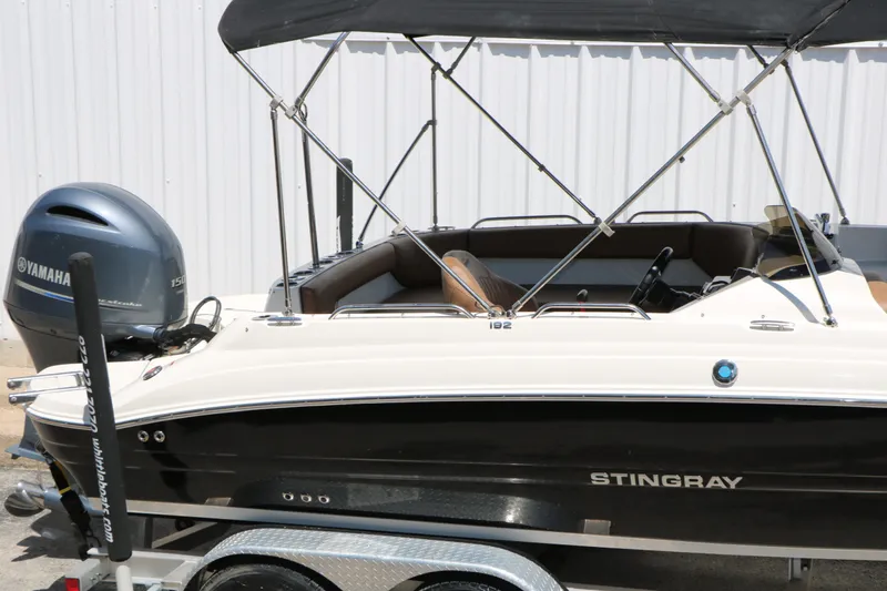 Slide: The Image of Stingray 192 SC 2020 - 19