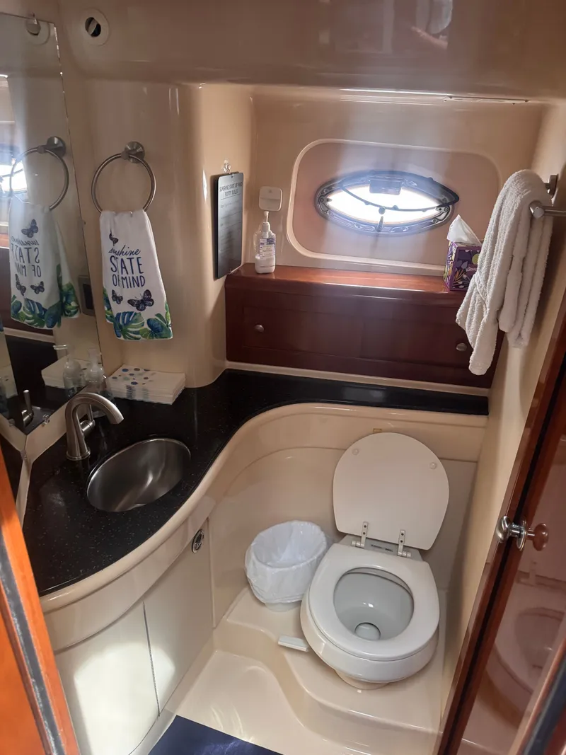 Slide: The Image of Meridian 411 Sedan 2007 - 24