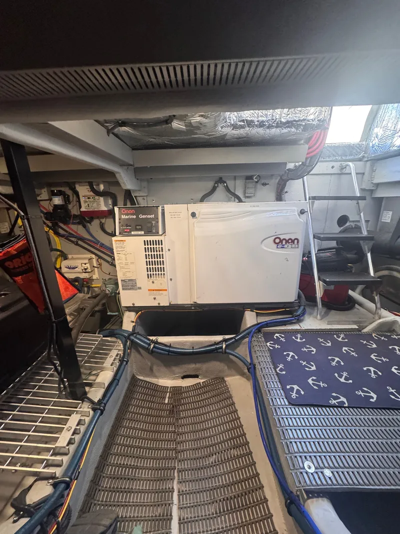 Slide: The Image of Meridian 411 Sedan 2007 - 30