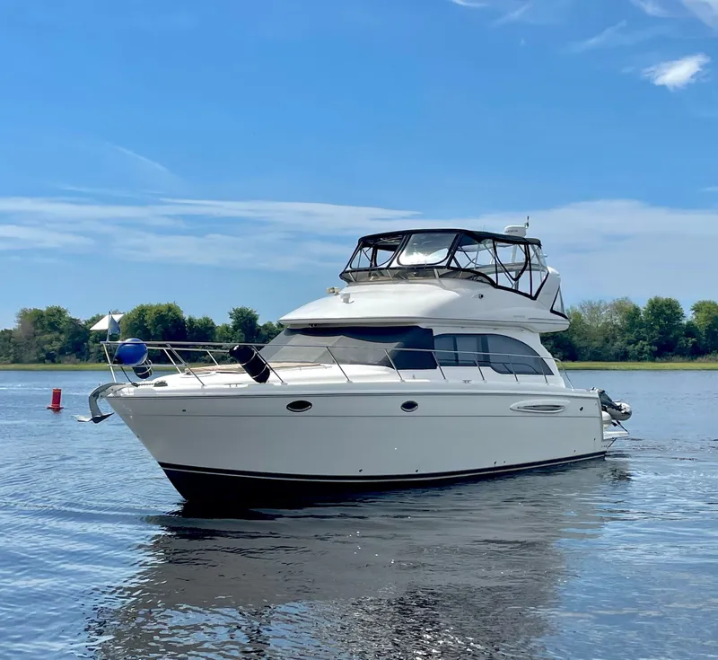 Slide: The Image of Meridian 411 Sedan 2007 - 6