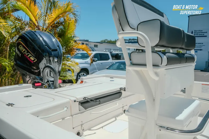 Slide: The Image of 2026 Skeeter SX221 boat with Yamaha engine, featuring comfortable seating and sleek design. - 7
