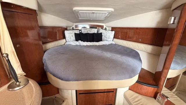 Slide: The Image of Sea Ray 340 2006 - 11