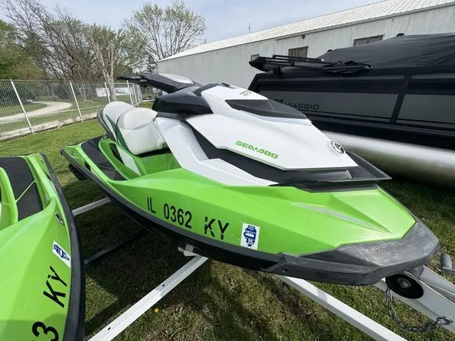 Slide: The Image of Sea-Doo GTI 2014 - 16