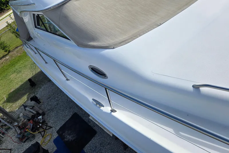 Slide: The Image of 2001 Sea Ray 400 Sedan Bridge yacht in storage at Charlotte Harbor. - 23