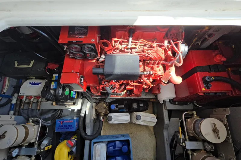 Slide: The Image of Luxurious interior of 2001 Sea Ray 400 Sedan Bridge yacht with cozy seating and modern amenities. - 49