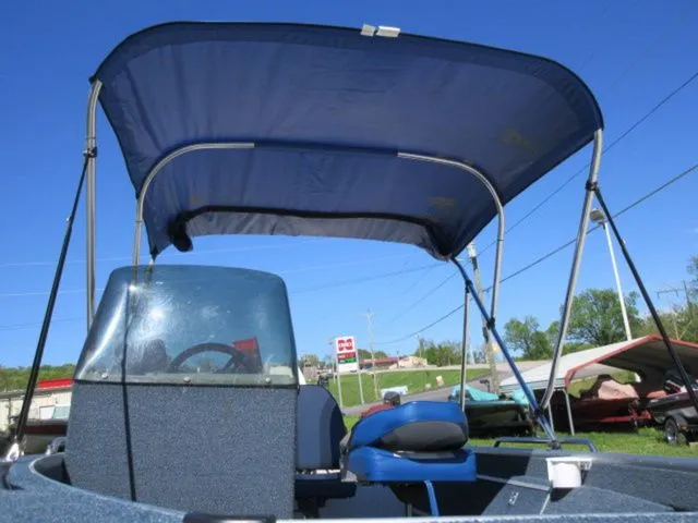 Slide: The Image of Lowe 1620 Aluminum Deep V / 1992 Johnson 70 Hp Outboard 1993 - 7