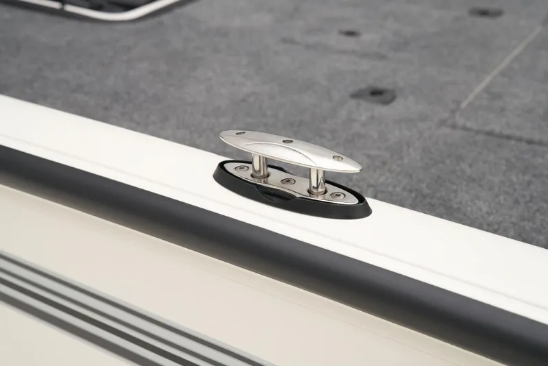 Slide: The Image of 2026 Ranger RT198P boat with Atlas hydraulic jack plate detail. - 20