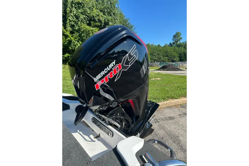 Slide: The Image of Outboard motor on a 2026 Nitro Z17 boat, featuring Mercury Pro XS branding. - 3