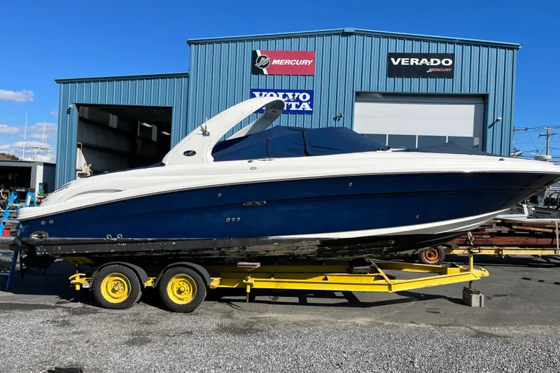 The Image of Sea Ray, Sea Ray 290SLX, Sea Ray SLX, Cruisers, Cruiser Yachts, Sundancer, Sea Ray Sundancer, Bow Rider Boats, Cruising Boats - 1