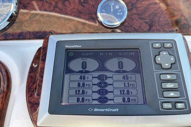 Slide: The Image of Sea Ray, Sea Ray 290SLX, Sea Ray SLX, Cruisers, Cruiser Yachts, Sundancer, Sea Ray Sundancer, Bow Rider Boats, Cruising Boats - 28