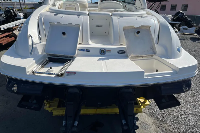 Slide: The Image of Sea Ray, Sea Ray 290SLX, Sea Ray SLX, Cruisers, Cruiser Yachts, Sundancer, Sea Ray Sundancer, Bow Rider Boats, Cruising Boats - 42