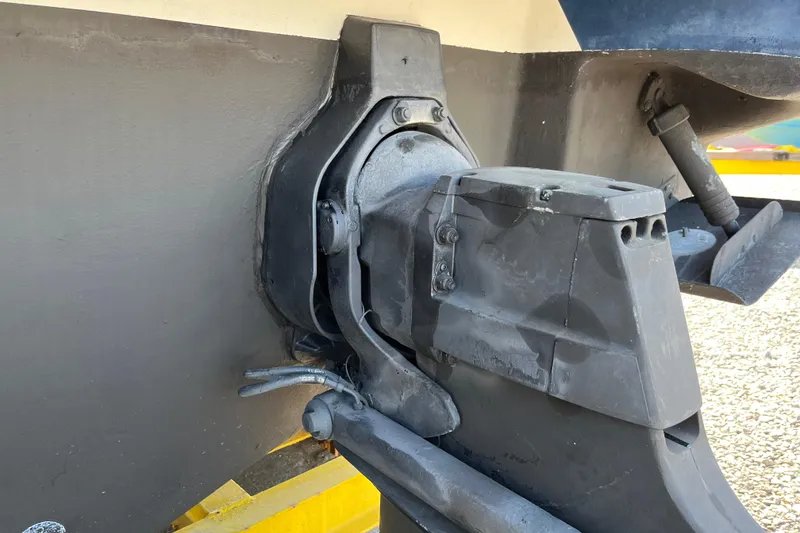 Slide: The Image of Sea Ray, Sea Ray 290SLX, Sea Ray SLX, Cruisers, Cruiser Yachts, Sundancer, Sea Ray Sundancer, Bow Rider Boats, Cruising Boats - 44