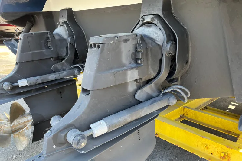 Slide: The Image of Sea Ray, Sea Ray 290SLX, Sea Ray SLX, Cruisers, Cruiser Yachts, Sundancer, Sea Ray Sundancer, Bow Rider Boats, Cruising Boats - 45