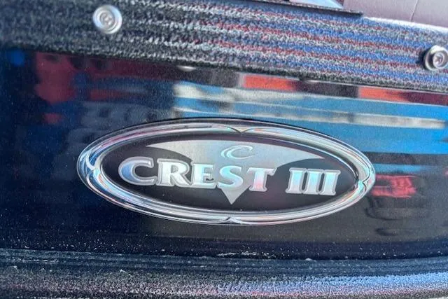 Slide: The Image of Close-up of 2019 Crest 220 CREST III logo on a boat's exterior. - 4