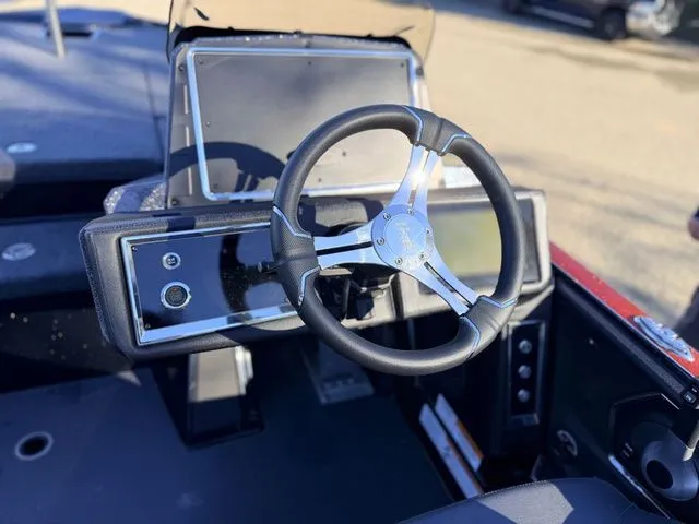 Slide: The Image of Ranger Z521R 2024 - 24