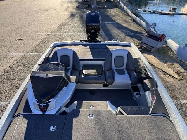 Slide: The Image of Ranger Z518 2024 - 12