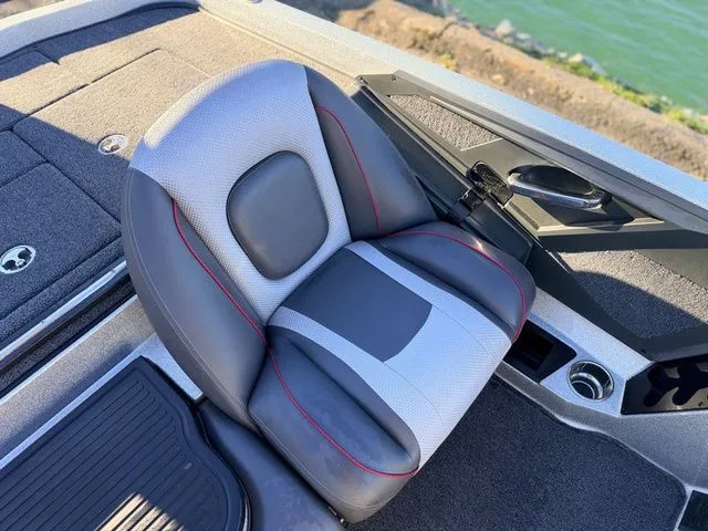 Slide: The Image of Ranger Z518 2024 - 17