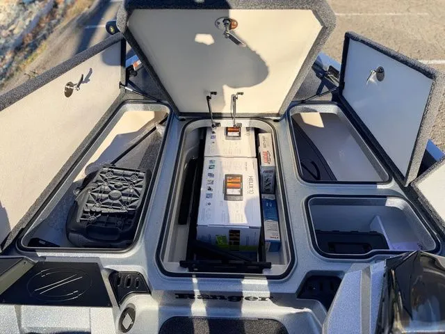 Slide: The Image of Ranger Z518 2024 - 20