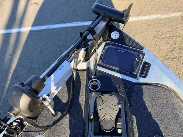 Slide: The Image of Ranger Z518 2024 - 21