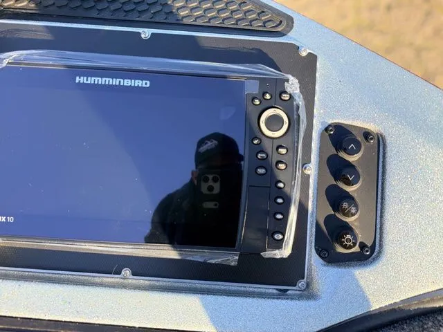 Slide: The Image of Ranger Z518 2024 - 23