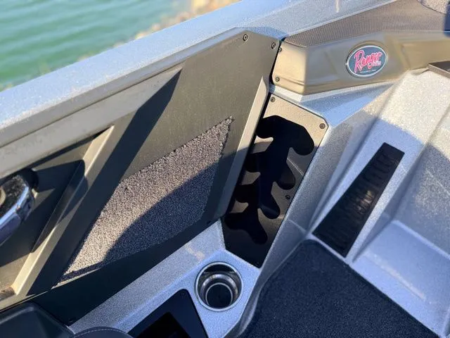 Slide: The Image of Ranger Z518 2024 - 24