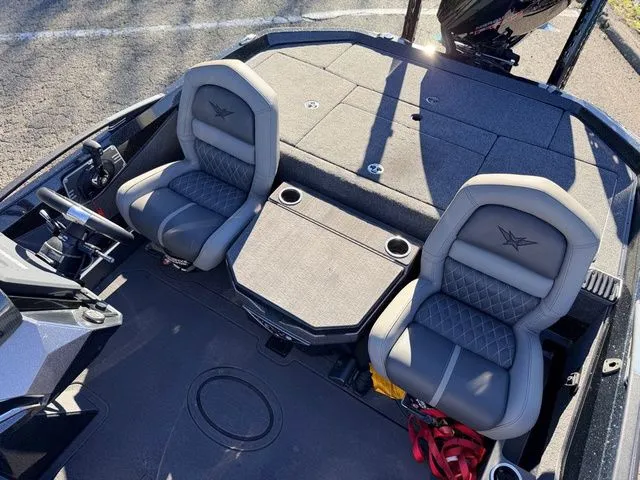 Slide: The Image of Vexus VXs20 2024 - 13