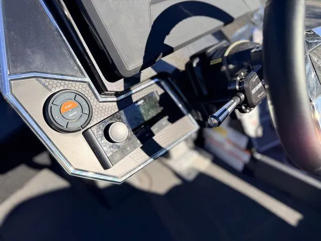 Slide: The Image of Vexus VXs20 2024 - 16