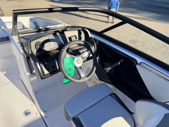 Slide: The Image of Yamaha AR190 2025 - 11