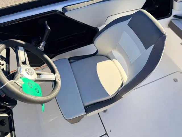 Slide: The Image of Yamaha AR190 2025 - 13