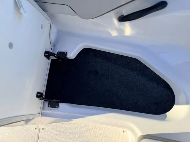 Slide: The Image of Yamaha AR190 2025 - 24