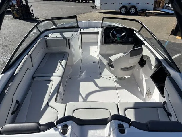 Slide: The Image of Yamaha AR190 4Star 2026 - 4