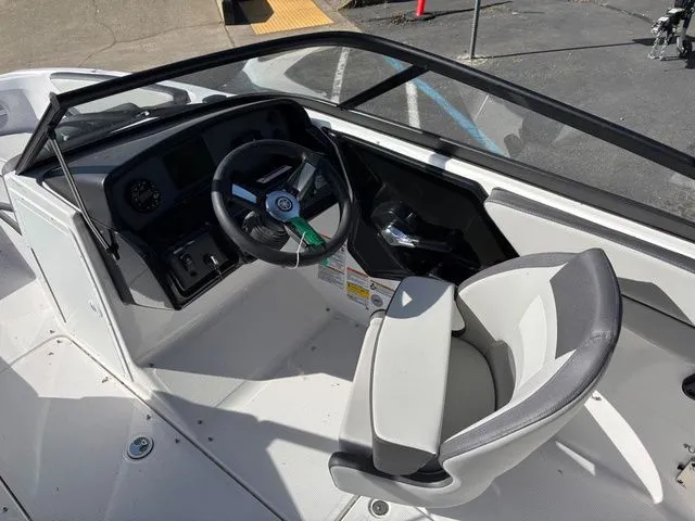 Slide: The Image of Yamaha AR190 4Star 2026 - 5