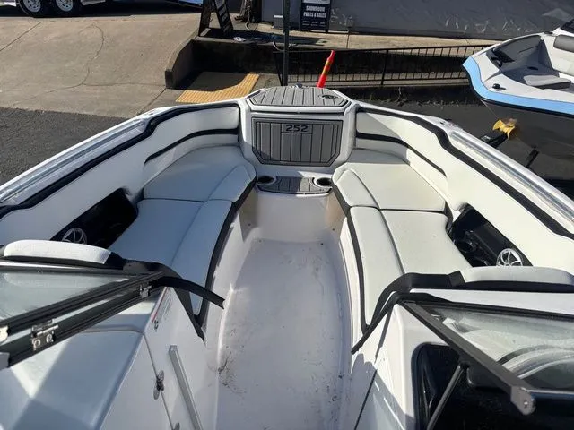 Slide: The Image of Yamaha 252S 4STAR 2026 - 7